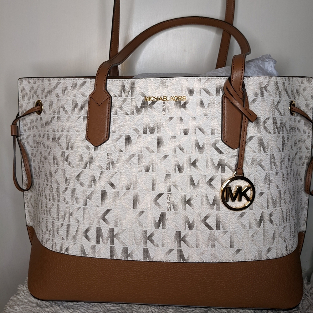 SOLD Michael Kors vanilla Brown drawstring tote - Picture 1 of 10